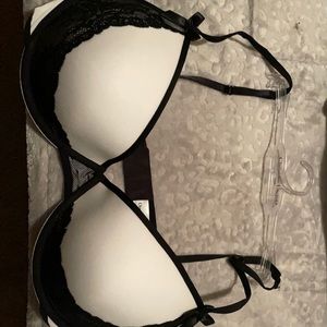 Christian Lacroix white with black lace push up Demi bra. 38D style#CL009. New